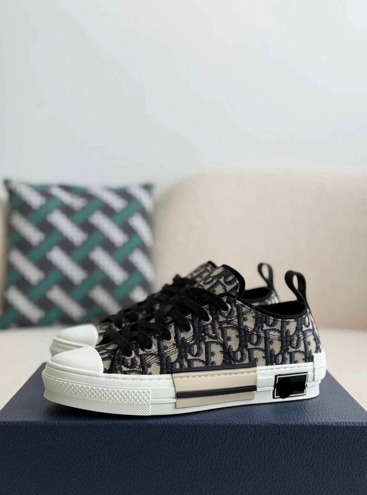 Adore zapatillas bajas